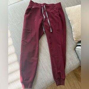Figs Zamora Joggers Burgundy